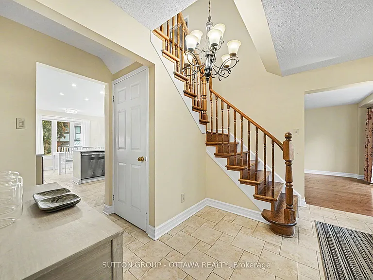57 Constable St — Photo 6