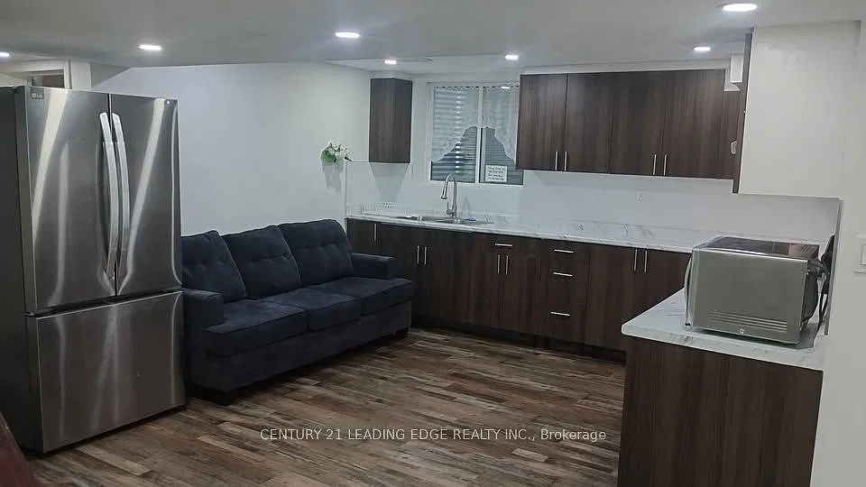 2 bed, $2,000 — Photo 2
