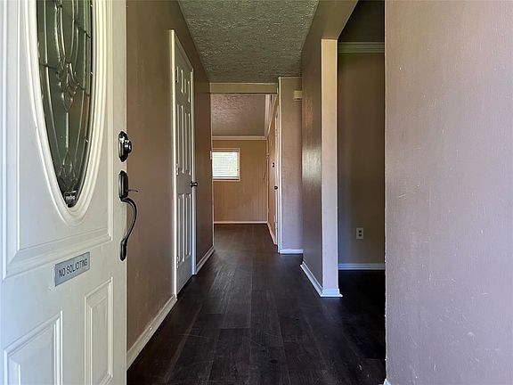 5th image of 9911 Catlett Ln