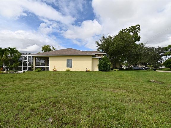 4th image of 840 SW 18th St
