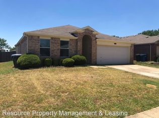 106 Oakhurst Dr, Seagoville, TX