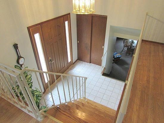 2nd image of 1732 Stonewall Dr