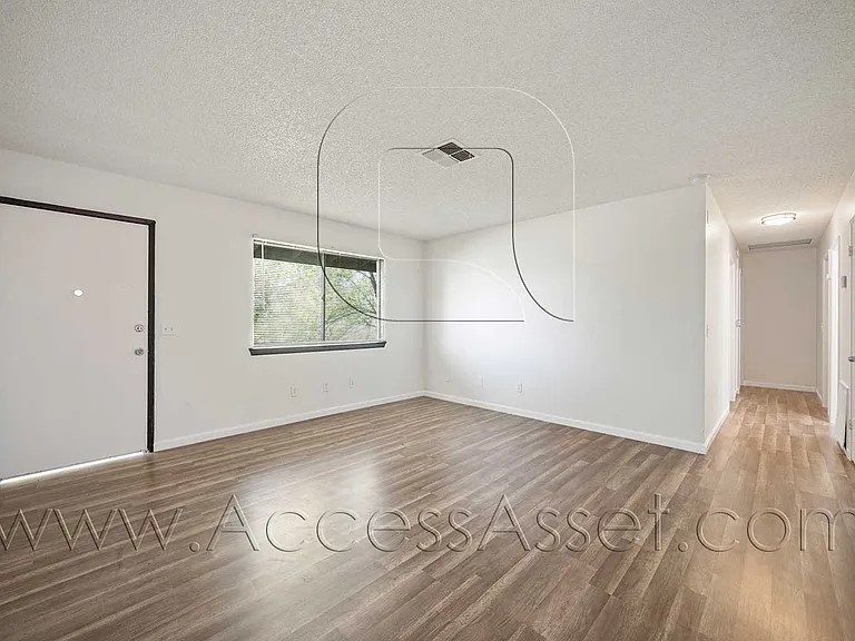 14710 Mesa St — Photo 4