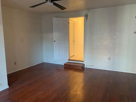5th image of 3821 Hill St