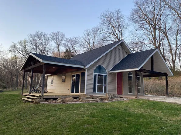 11526 Pearce Rd, Fayetteville, AR 72701