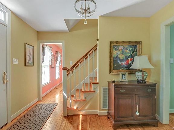 4th image of 2110 Cassell Ct