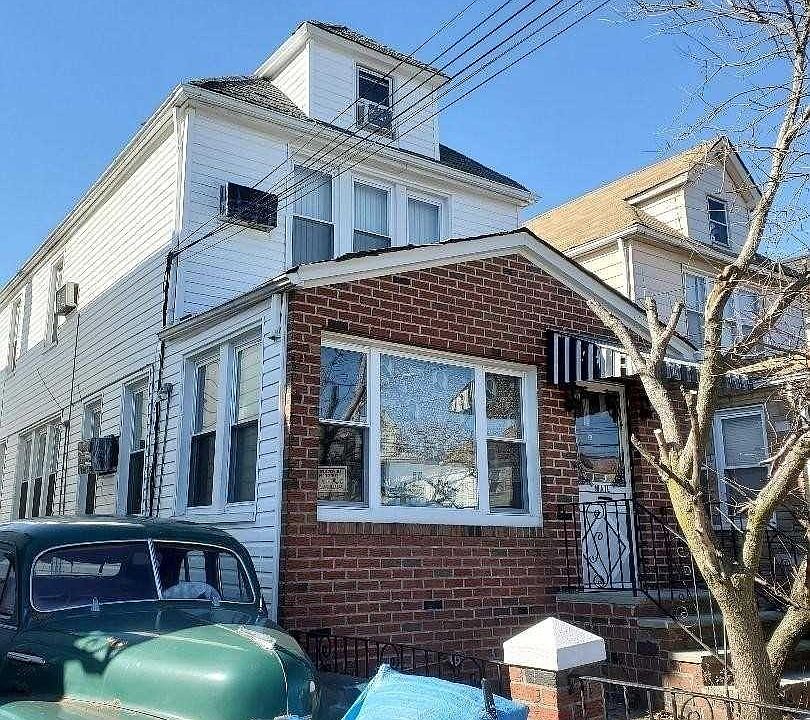 2nd image of 24-24 Gillmore Street