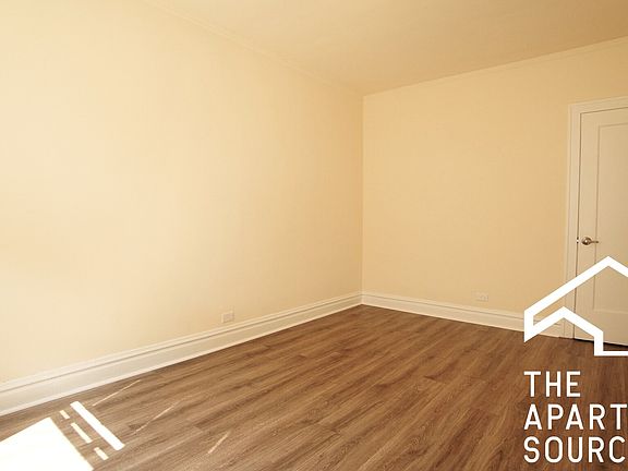 5th image of 2936 W Palmer St #306