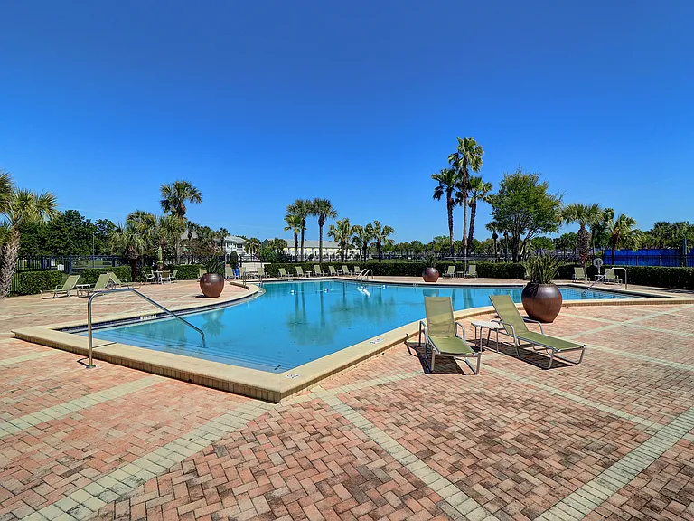 Alternate swimming pool