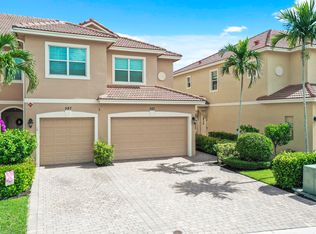 583 SW Glen Crest Way, Stuart, FL 34997