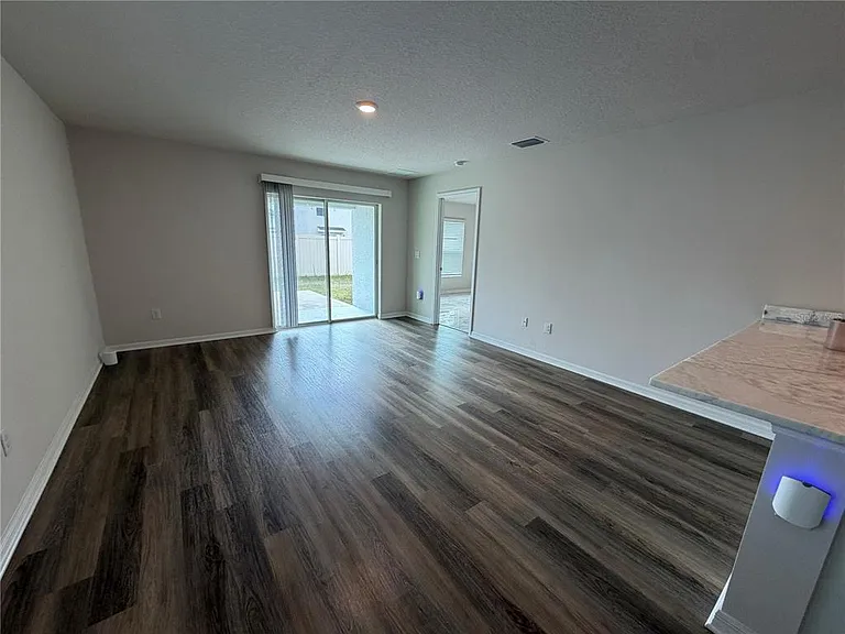5831 Silver Moonlight Dr — Photo 4