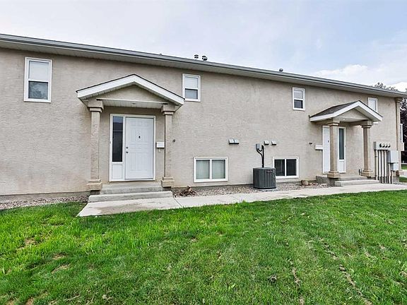 2nd image of 47 Highlands Pl W