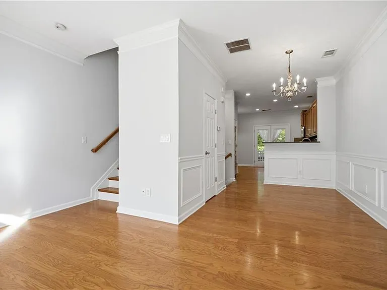 865 Commonwealth Ave SE — Photo 13