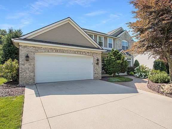 4th image of 5587 Highbury Dr SE
