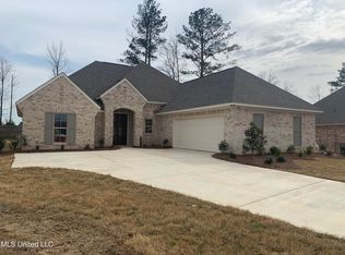 304 Autumn Cv, Madison, MS 39110