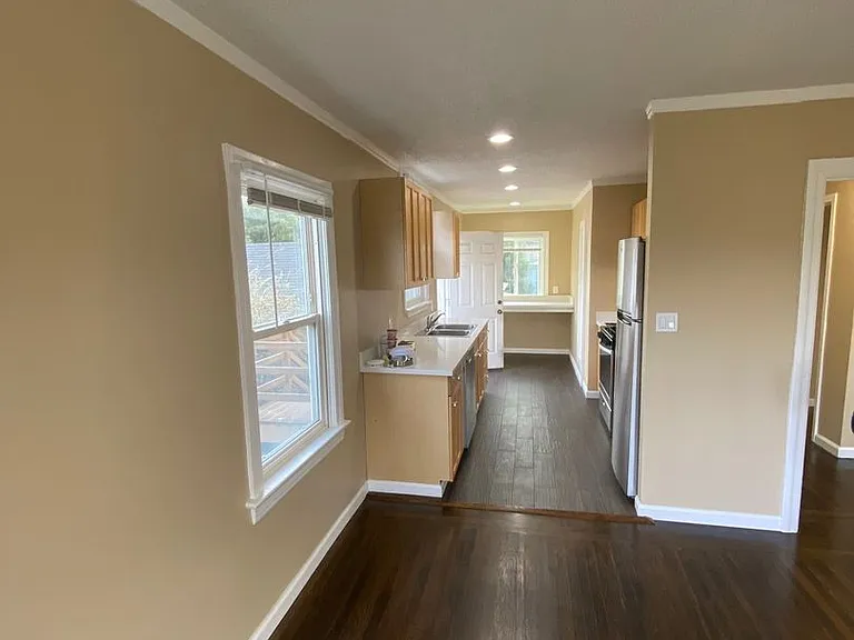 817 52nd Street — Photo 17