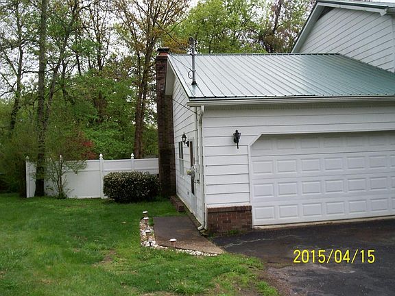 2nd image of 8120 Thornewood Dr