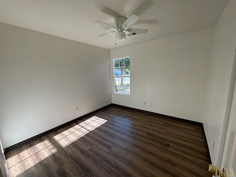 1388 Barcelona Way — Photo 10