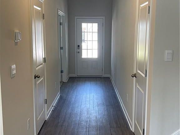 5th image of 128 Long Leaf St