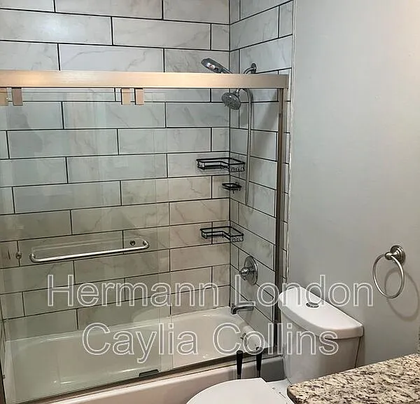 3856 Folsom Ave #1F — Photo 7