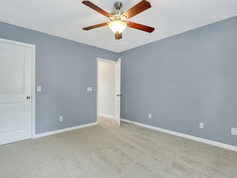 10 Shady Grove Ct — Photo 45