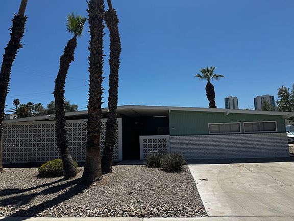 2nd image of 544 Canosa Ave