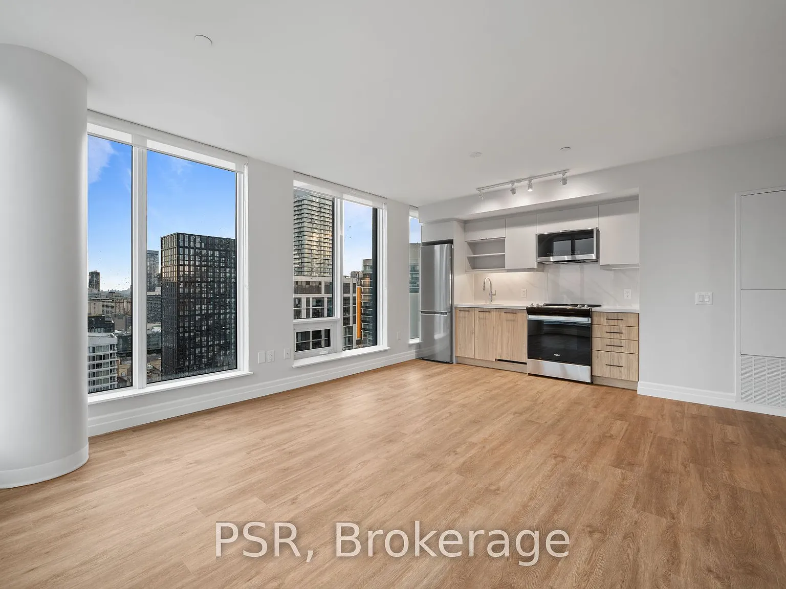 The 203 Residences — Photo 3