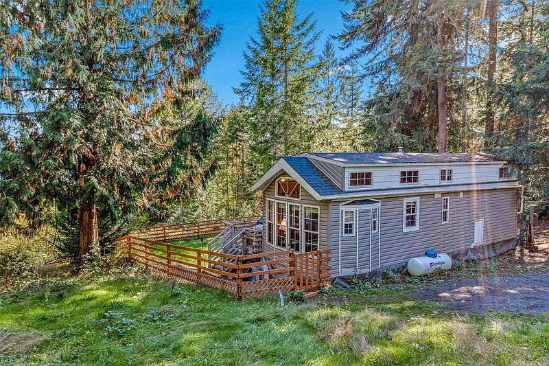 4th image of 120 N Rustic Ridge Drive