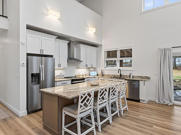 3rd image of 544 Whitefield Road