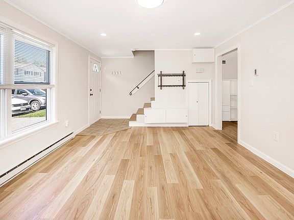 3rd image of 21 Orchard Ave #E