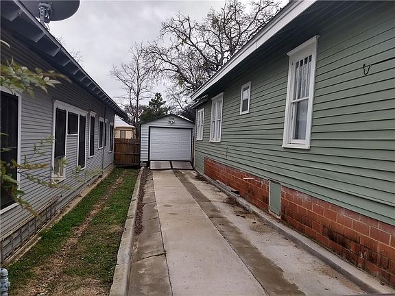 3rd image of 621 NW 5th St