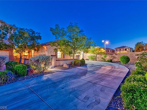 2nd image of 11753 Villa Malaparte Ave