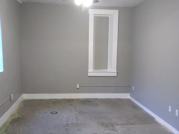 3rd image of 419-423 Brady St #1