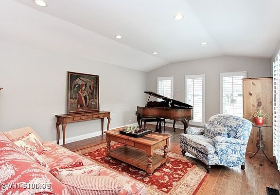 5th image of 1804 Eastwood Ave