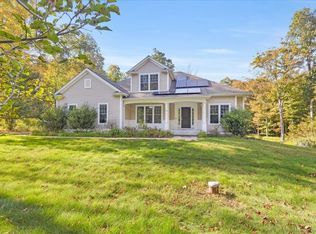 34 Beacon Hill Dr, Mansfield, CT 06268