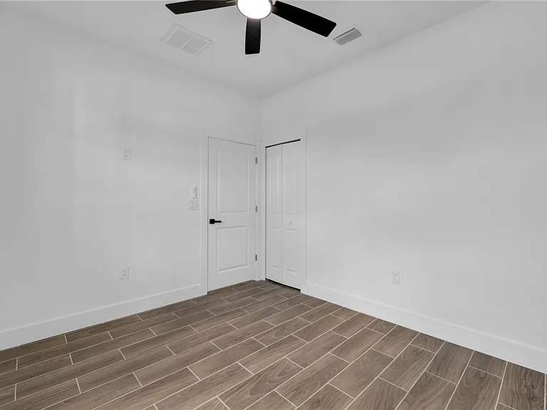 330 Gordon Ave S — Photo 23