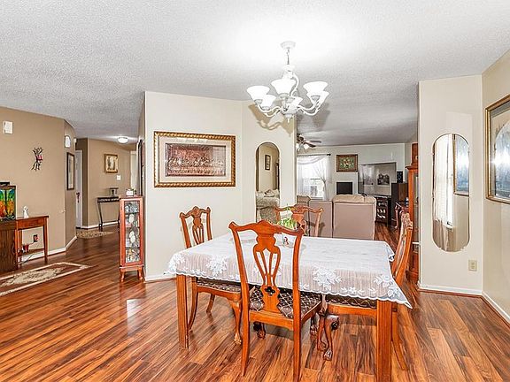 5th image of 9046 Harrison Run Dr