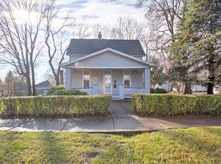 637 W Marion St, Monticello, IL 61856