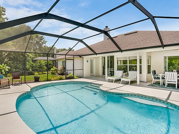 3rd image of 3141 La Reserve Dr