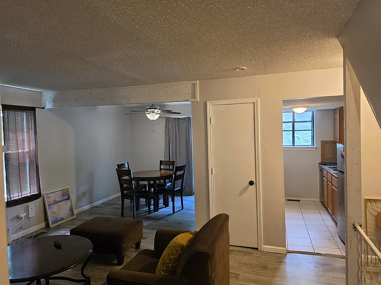 2830 Eaton St — Photo 5