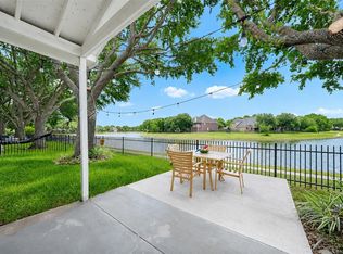17435 S Summit Canyon Dr, Houston, TX 77095