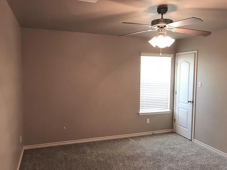 4705B Passion Flower Blvd — Photo 9