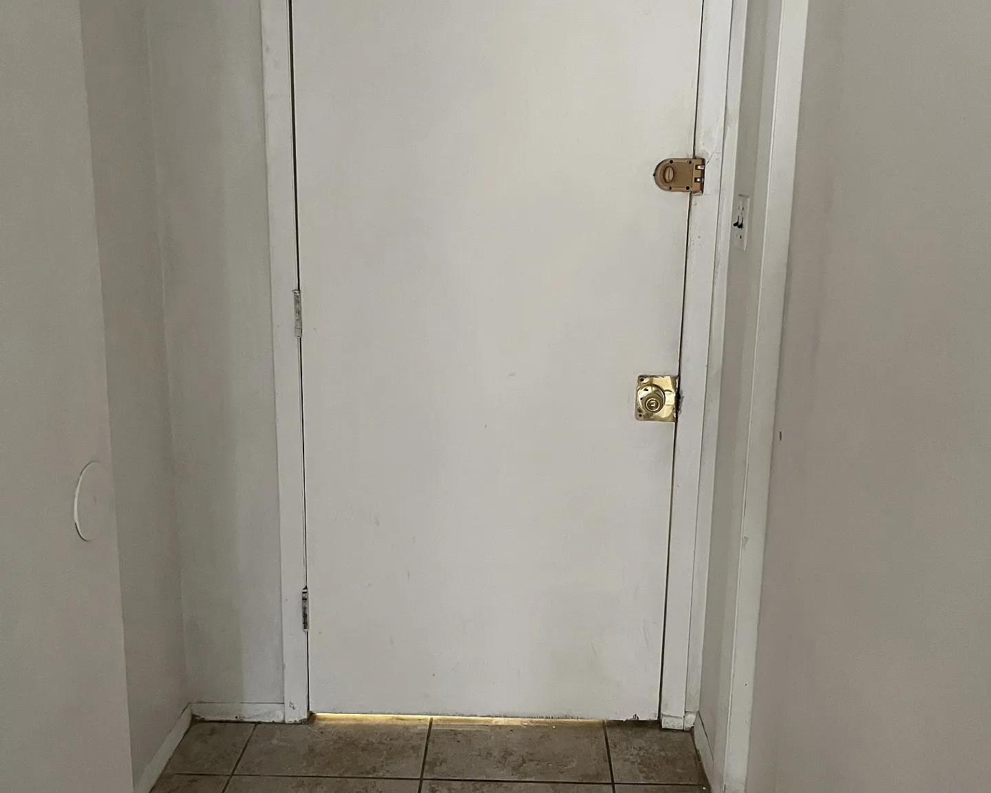 Studio, 800 sqft, $1,000 — Photo 1