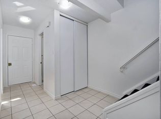 Stoneglen Townhouses, Guelph, ON N1G 3E1