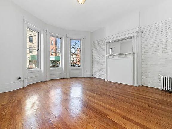 2nd image of 293 Stuyvesant Ave APT 1l