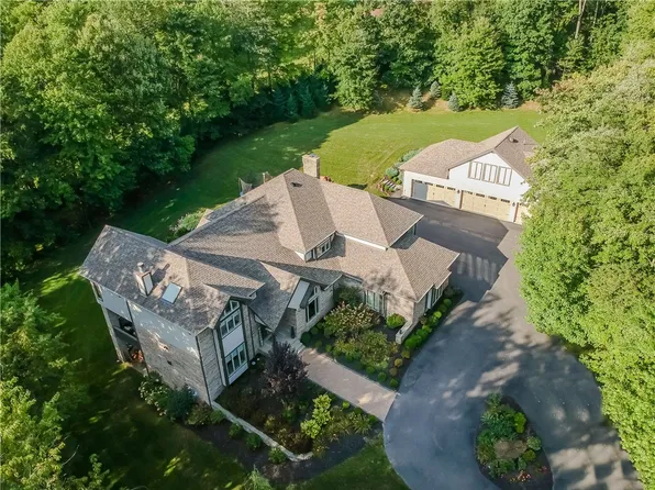 711 Trillium Ct, Wexford, PA 15090