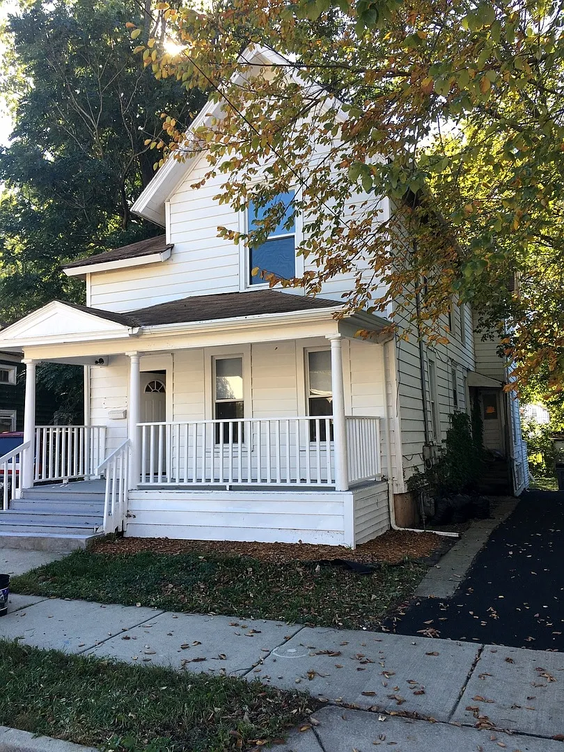 259 Ann St photo 1