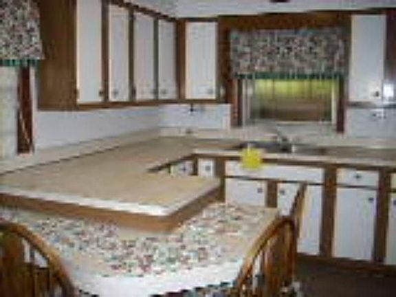 4th image of 137 Pring Dr