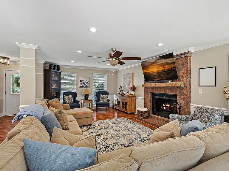14636 S Brent Dr — Photo 4