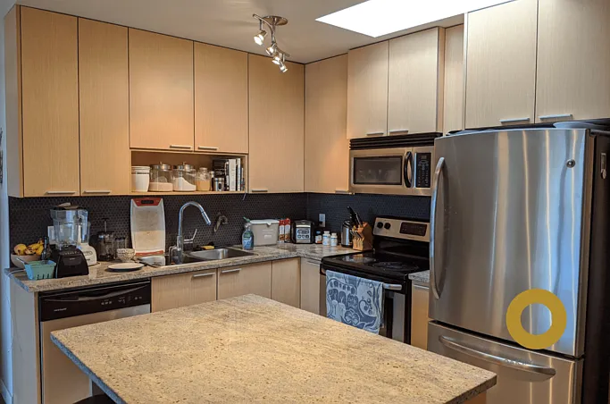 3 bed, 2.0 bath, $3,750 — Photo 2